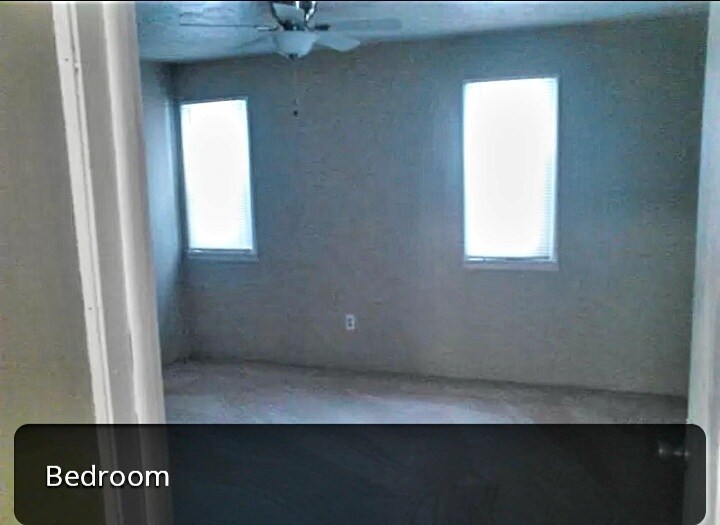 Building Photo - 120 Watkins Ave