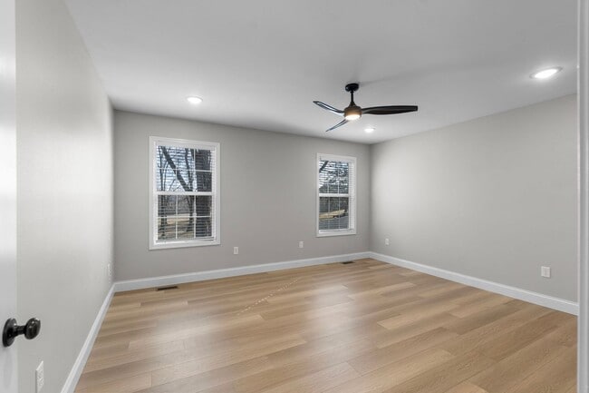 Building Photo - Beautiful, Updated Home In Jackson