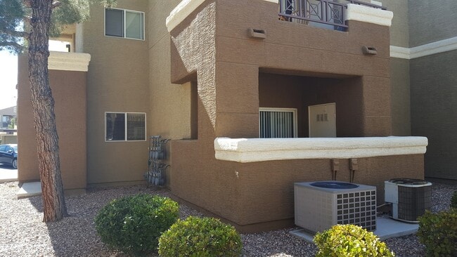 Building Photo - Three Bedroom Southwest Condo, Tile, Ground Floor