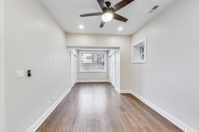 Building Photo - 6527 N Newgard Ave