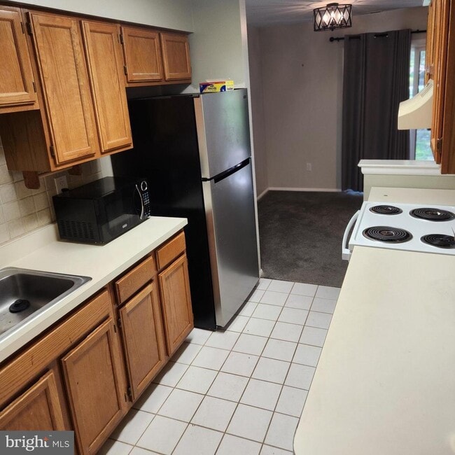 Building Photo - 604A Cypress Point Cir
