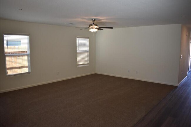 Building Photo - 4027 Bayonet Dr