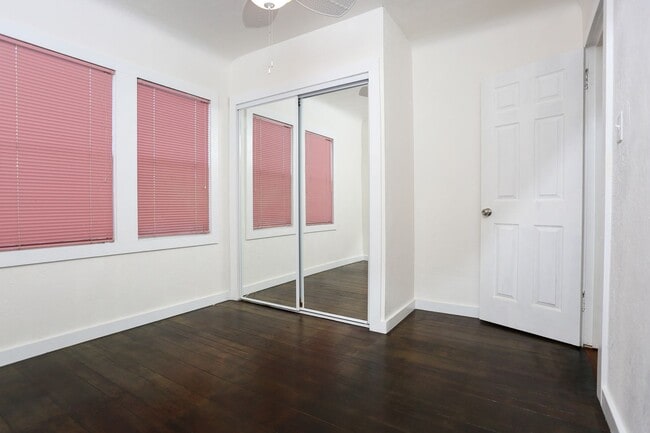 Building Photo - Remodeled 3bed 2 bath Single Family home