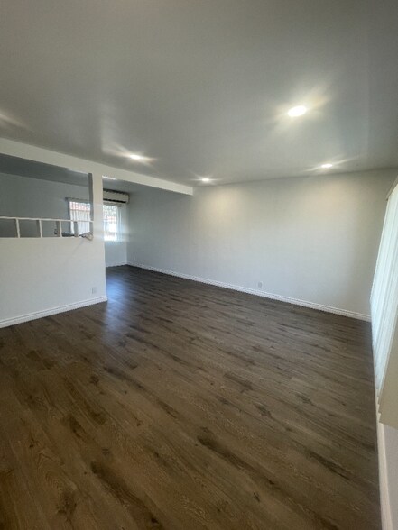 Building Photo - 521 N Marguerita Ave