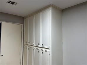 Building Photo - 1442 Circle Dr