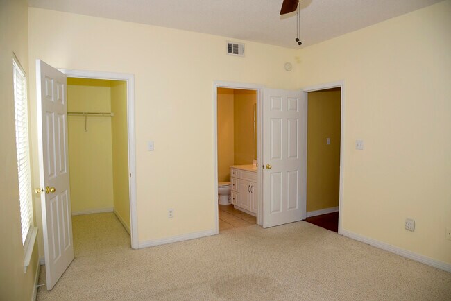 Building Photo - 1501 Partin Dr N
