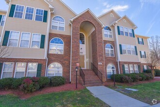 Building Photo - Beautiful Brooks Landing Condominium