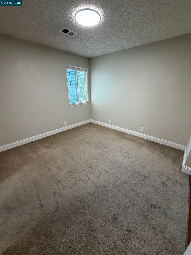 Building Photo - 1209 St Louis Dr