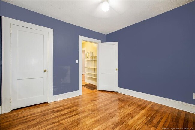 Building Photo - 727 Greenland Dr