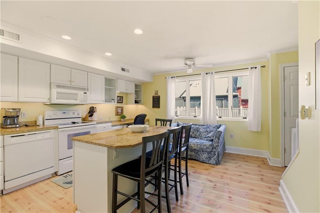 Building Photo - 216 Goddard Row