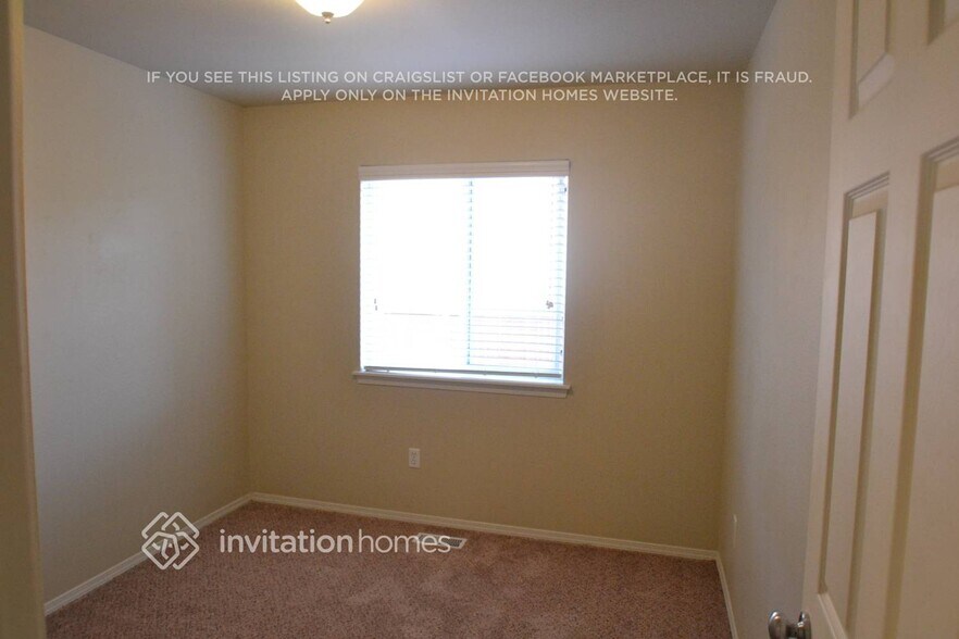 Building Photo - 14709 147th St E