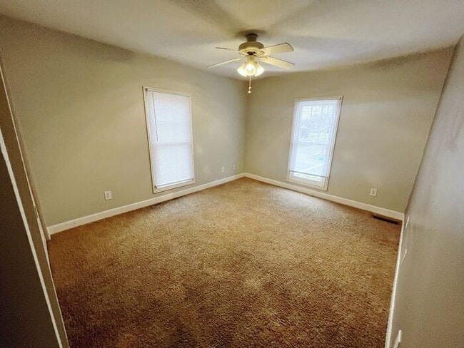 Building Photo - Economical 1 Bedroom 1 Bath Apartment in Berrien Springs
