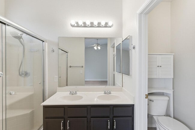 Building Photo - 6844 W Harrison St