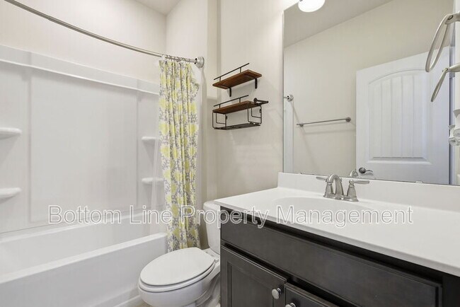 Building Photo - 2496 Emily Brk Wy