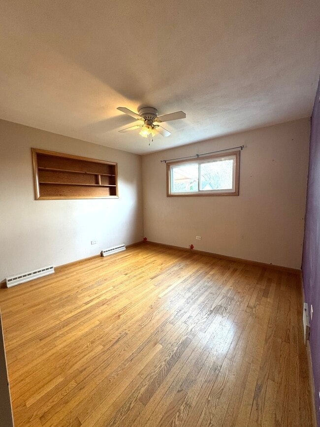 Building Photo - 3133 21st Pl