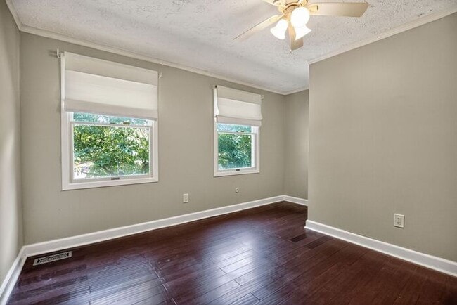Building Photo - 303 Kimberly Woods Ct