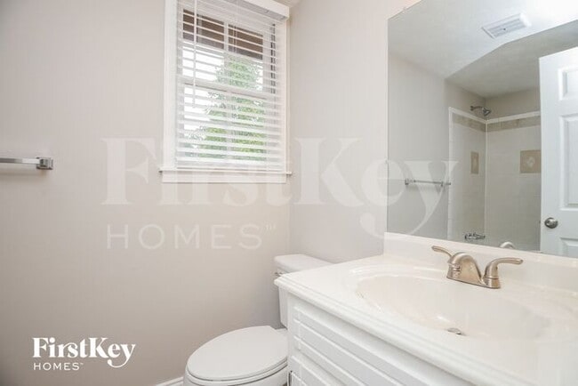 Building Photo - 1593 Pine Shadows Dr