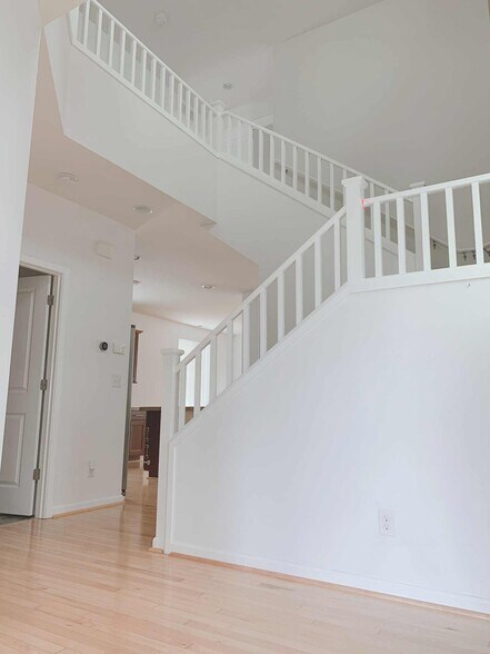 Building Photo - 17724 39th Dr SE