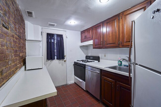 Building Photo - 936 P St NW