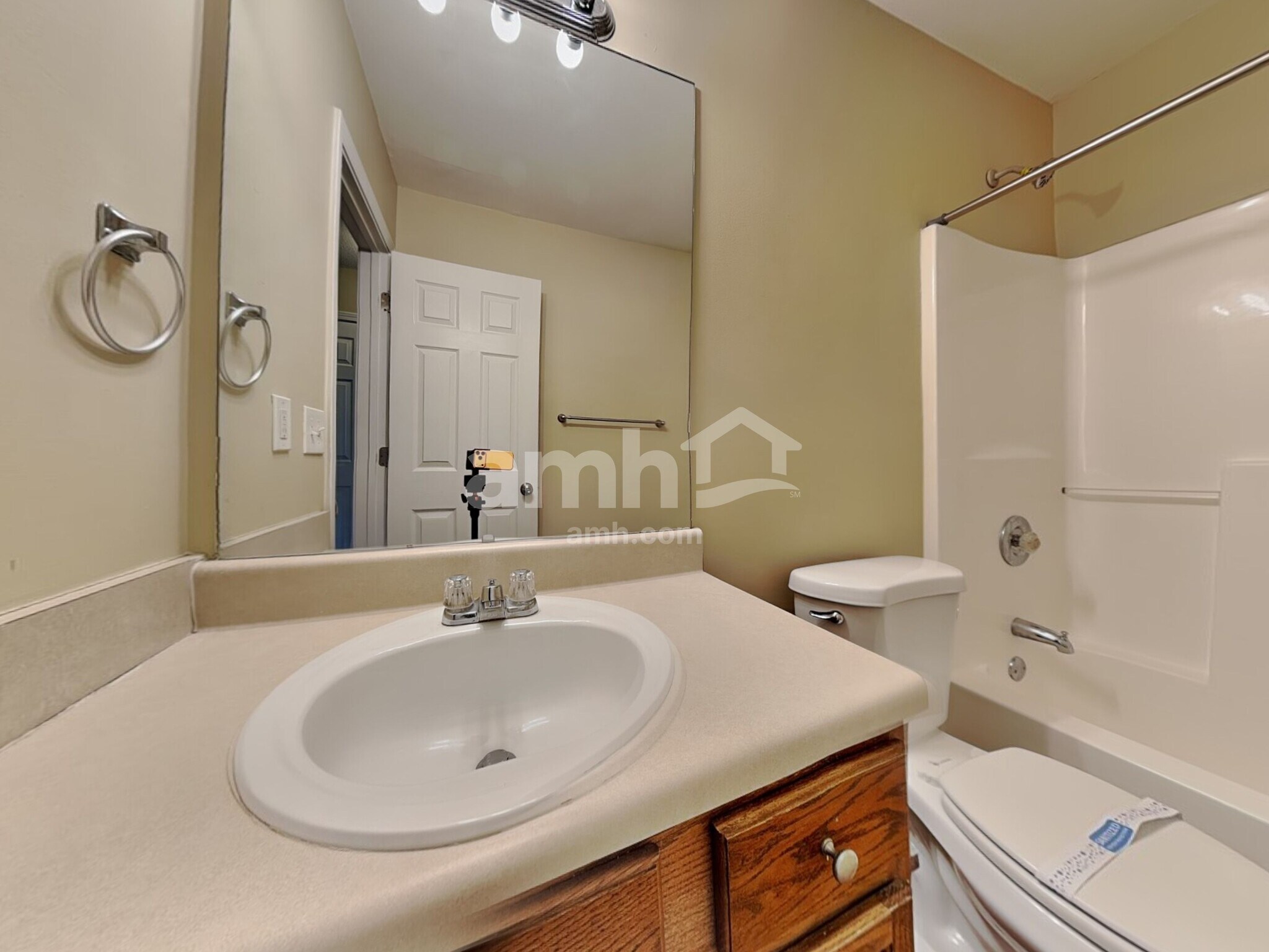 Building Photo - 7209 Cedar Forest Dr