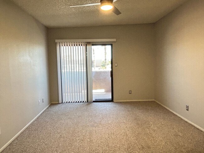 Primary Photo - 1 BEDROOM THUNDERBIRD PASEO