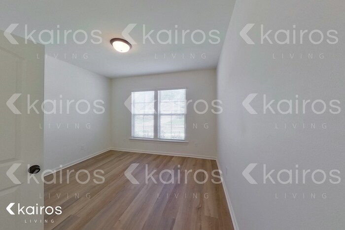 Building Photo - 104 Teddy Ln