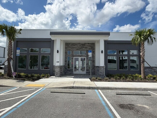 Building Photo - 368 Famagusta Dr
