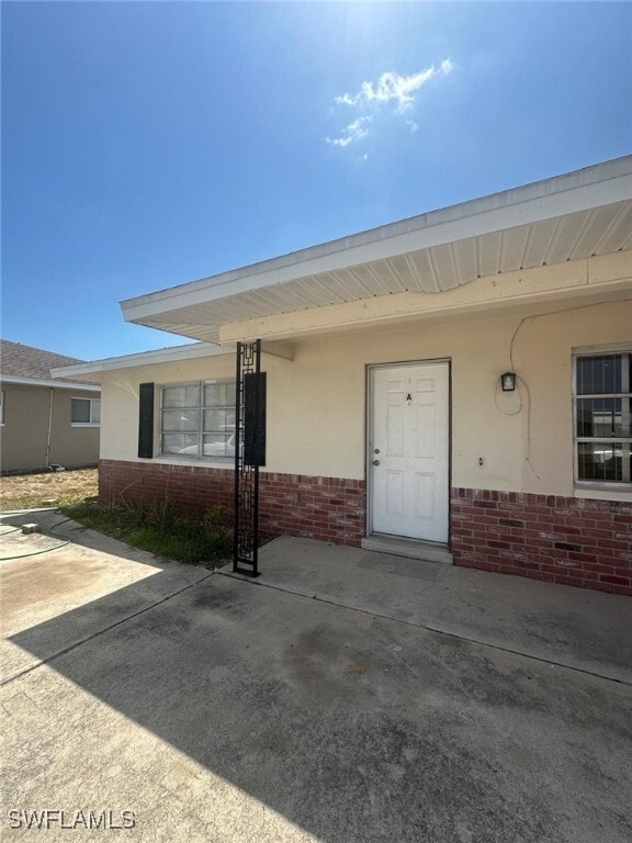 Building Photo - 4828 Marine Dr