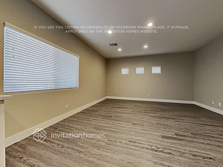 Building Photo - 9864 Concho River Ave