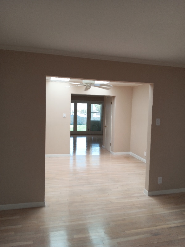 Building Photo - 309 Skyway Ln