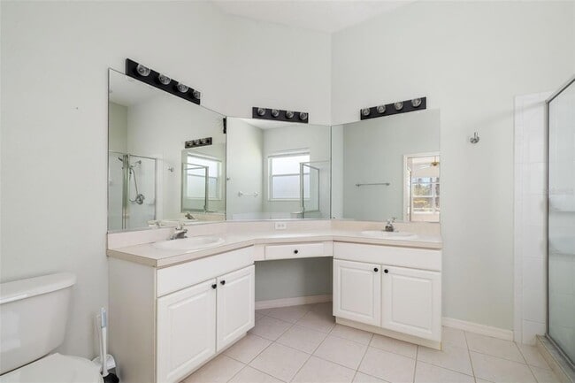 Building Photo - 7813 Castleisland Dr