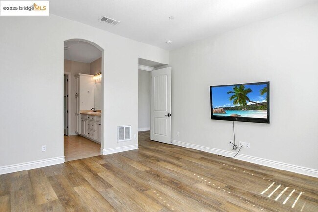 Building Photo - 1928 Barbaresco Ln