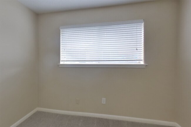 Building Photo - 1838 Turtle Creek Dr