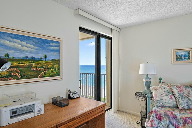 Building Photo - 400 Ocean Trail Way