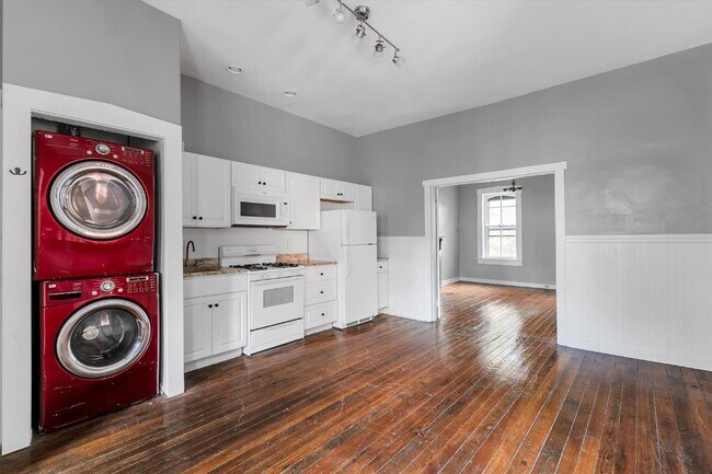 Building Photo - 1906 Cherokee St