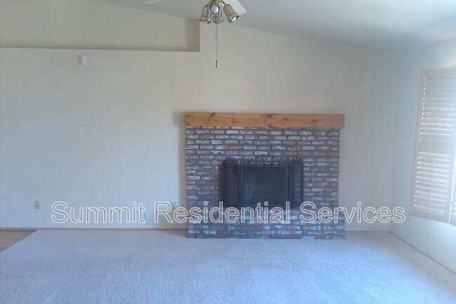 Building Photo - 345 W Atua Pl