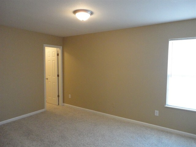 Building Photo - 6282 Briargate Dr