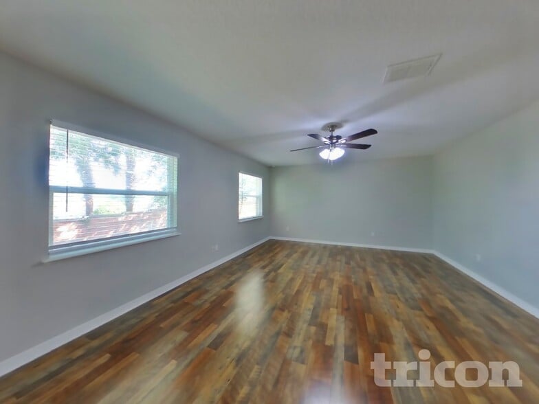 Building Photo - 15811 Surfbird Ct