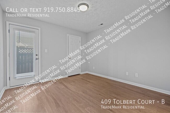 Building Photo - 409 Tolbert Ct