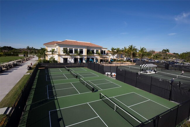 Building Photo - 8405 Legend Club Dr