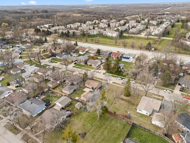 Building Photo - 25 McCabe Dr