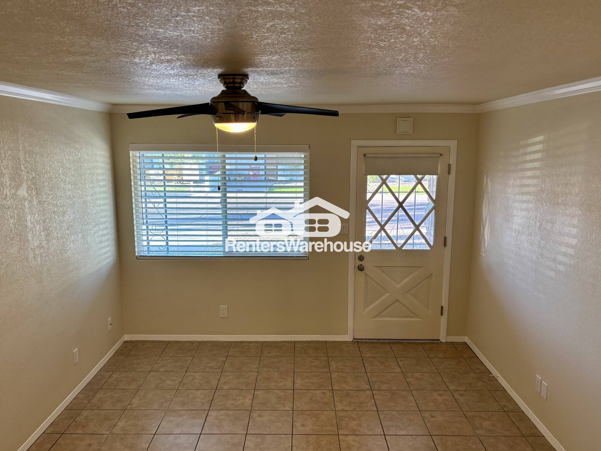 Building Photo - 6809 E Avalon Dr