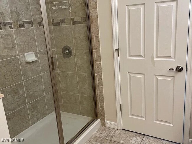 Building Photo - 8570 Evernia Ct