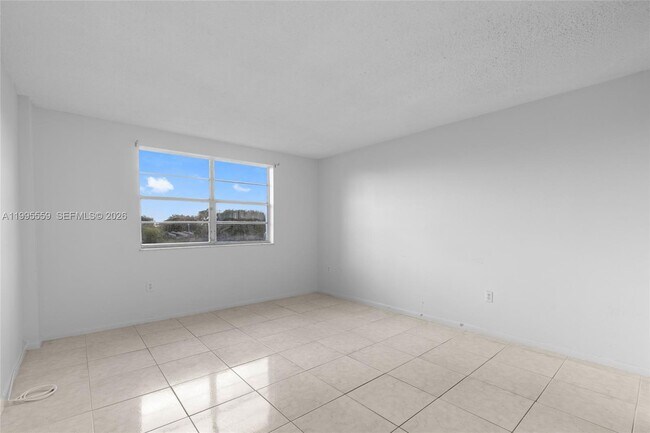 Building Photo - 14250 SW 62nd St