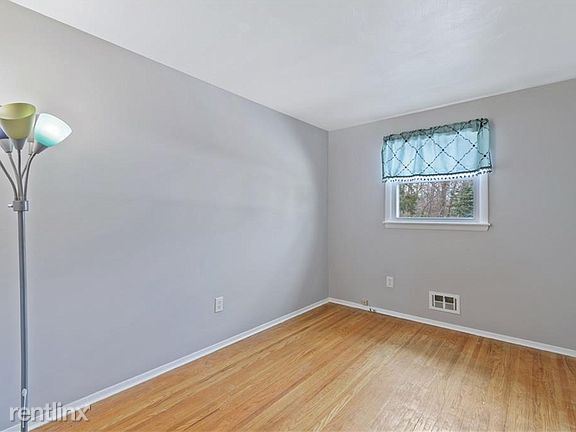 Building Photo - 3 br, 1 bath House - 355 Ford Ave