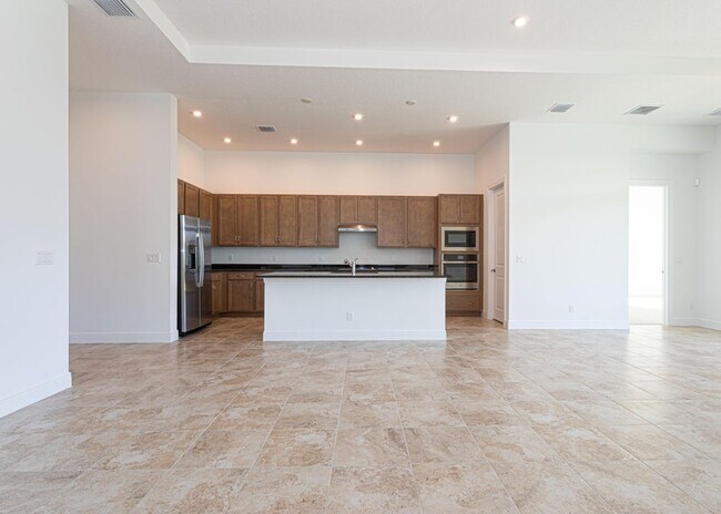 Building Photo - 9155 SW Esule Way