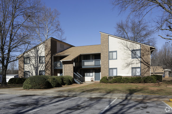 Building Photo - Pine Ridge Apartments