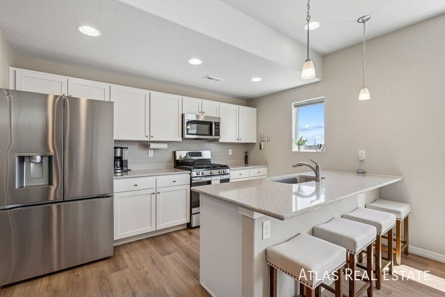 Building Photo - 7446 Marbled Wood Pt