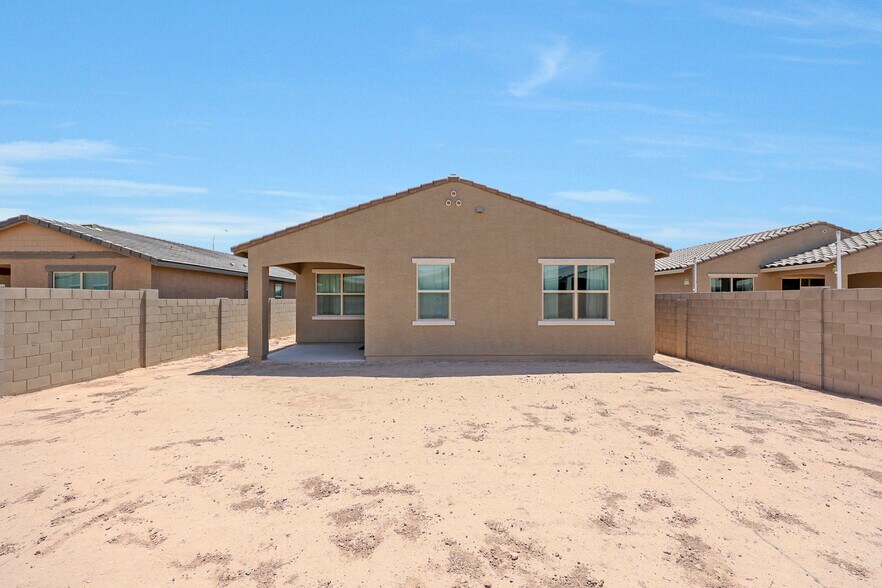 Building Photo - 11042 W Marguerite Ave
