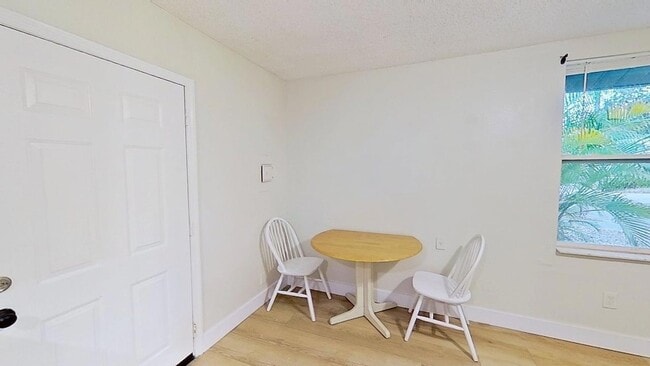 Building Photo - 5000 3rd Ave N